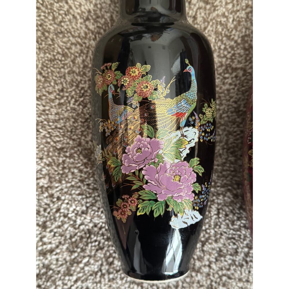 Set Of‎ 2 Imperial Made In Japan Red Black Peacock Floral Vases Gold Tone Accent - Picture 4 of 5